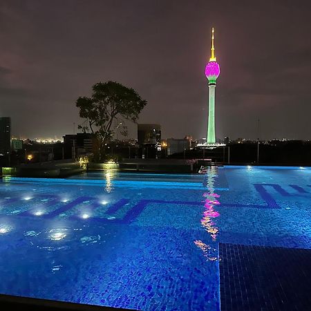 Cosy Home In Heart Of Colombo At Capitol Twinpeaks. المظهر الخارجي الصورة